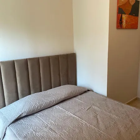 Comfort Near Golemi Apartament Golem (Tirana)