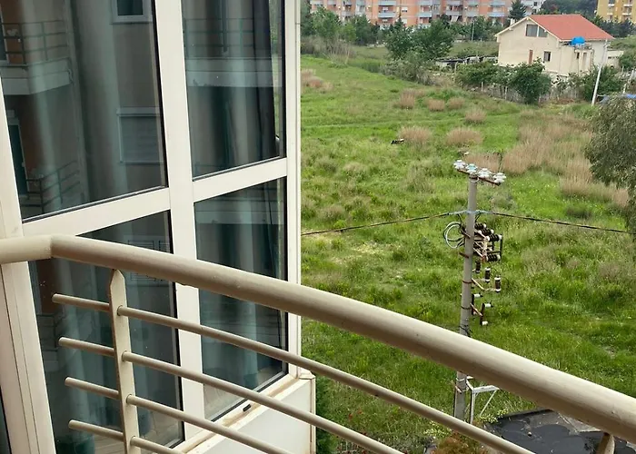 Comfort Near Golemi アパート ゴーレム